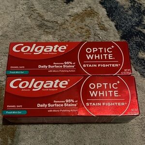 NWT Colgate Optic White Toothpastes